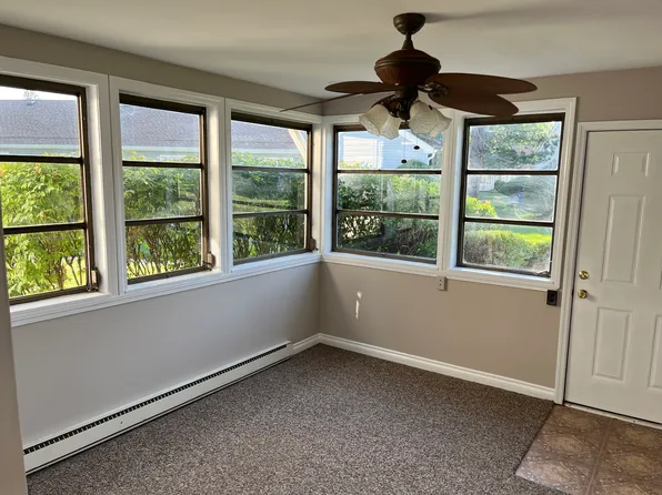 29 Plaza De Las, Freehold, NJ 07728