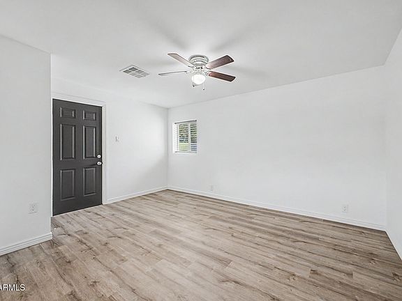4th image of 5959 W GARDENIA Avenue