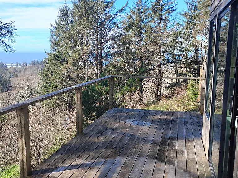 47483 Highway 101 S — Photo 11