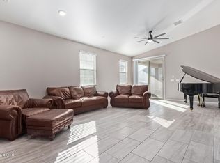 3883 E Desert Broom Dr, Chandler, AZ 85286