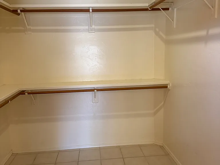 1341 E Rams Hill Dr — Photo 25