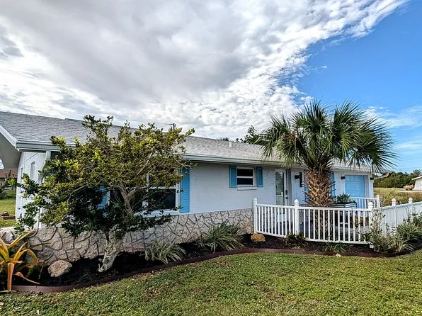 145 Dartmouth Dr, Port Charlotte, FL 33952