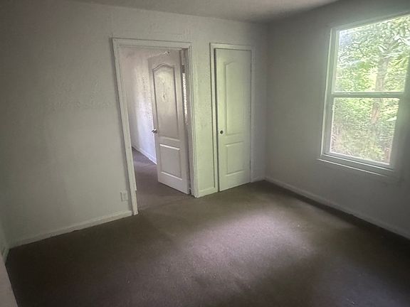5th image of 1654 Michel St