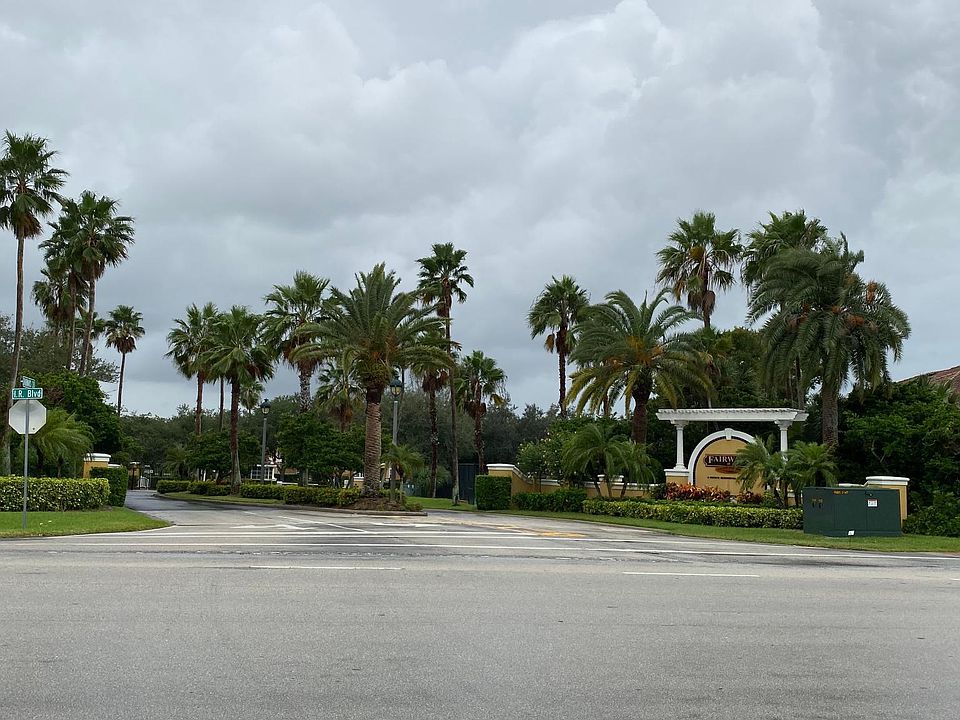 Fairways at Grand Harbor