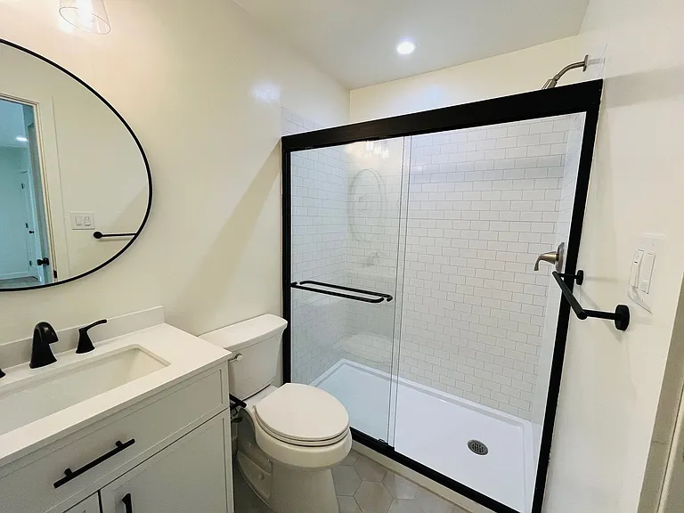529 W. Victoria - 1236 San Pascual — Photo 22