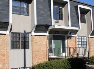 375 Winding River Dr, Sandy Springs, GA 30350