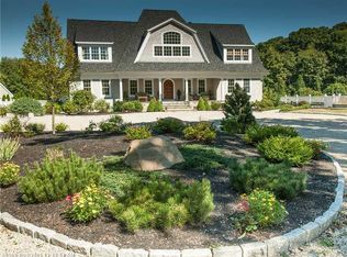 40 Godfrey Cove Rd, York, ME 03909