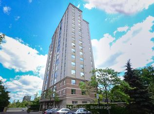 200 Burnhamthorpe Rd E #603, Mississauga, ON L5A4L4