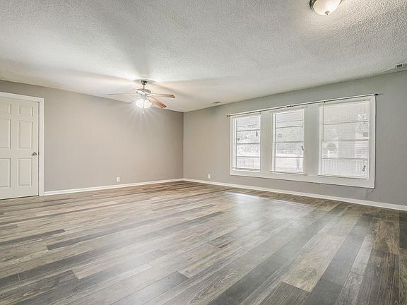 4th image of 4709 Wadsworth Dr