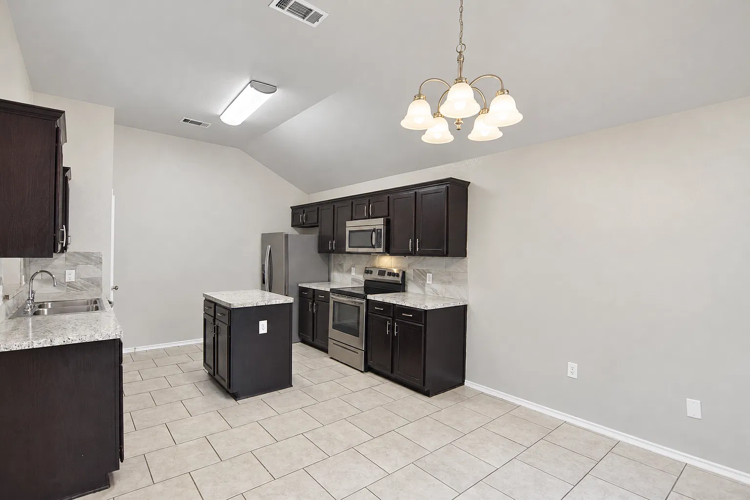 2805 Bigleaf Dr, Killeen — Photo 4