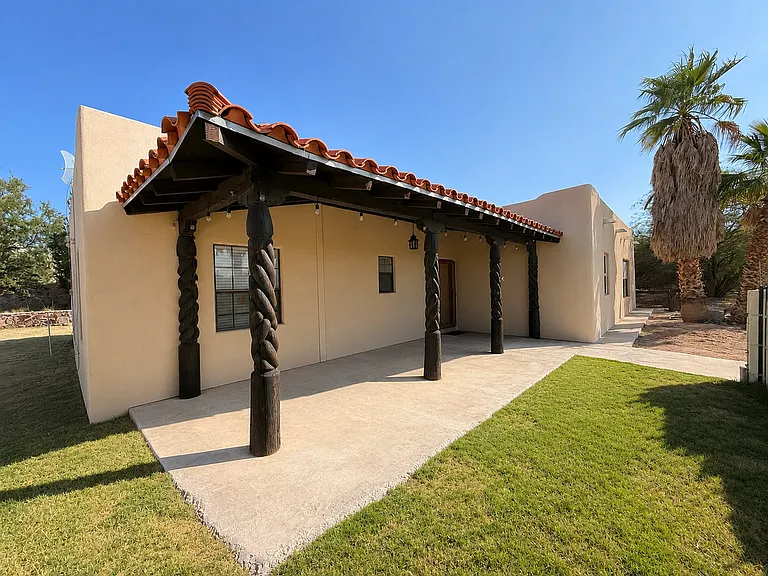 4337 E Winchester Rd — Photo 6