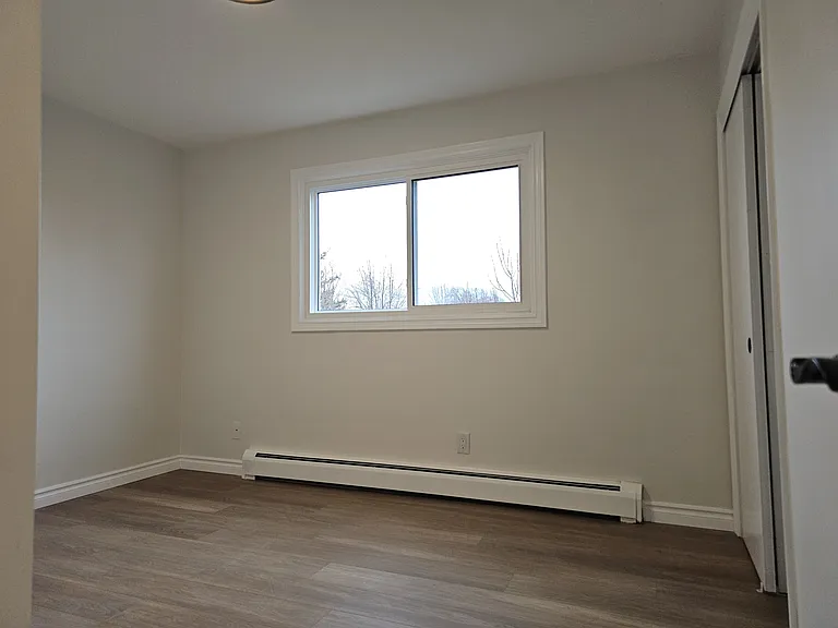 34 Carleton St S #7 — Photo 7