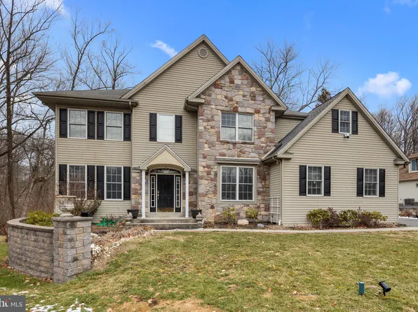 1440 Estate Ln, Southampton, PA 18966