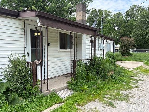 2nd image of 804 Jackson St
