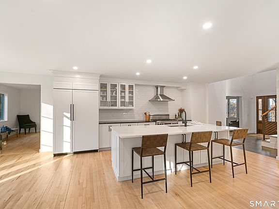 5th image of 23 Norton Road