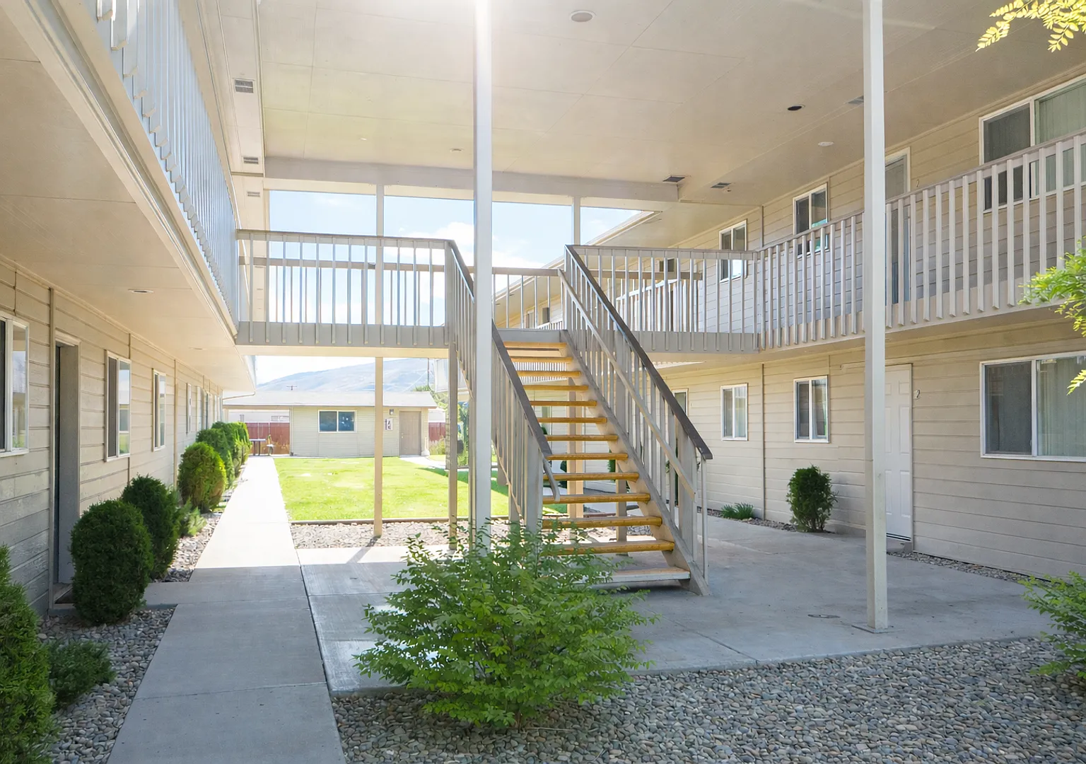Your Next Selah Apartment Is Waiting! — Photo 1