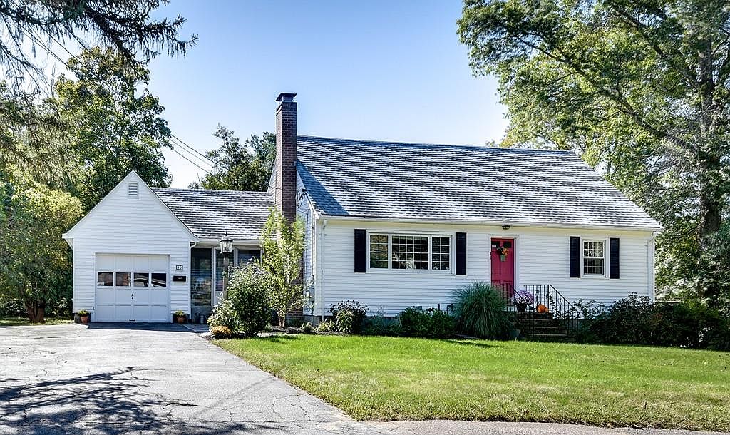 16 Pollard Dr, Millis, MA 02054 Zillow