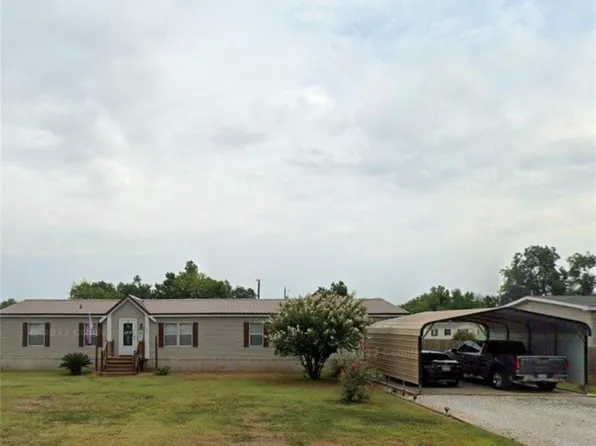 121 Ellen St, Natchitoches, LA 71457