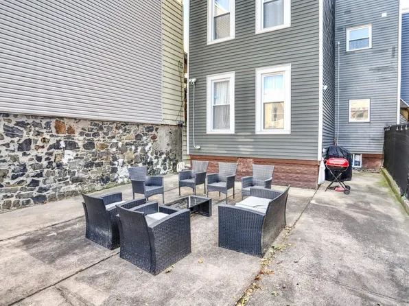 620 37th Street image 32 of 38