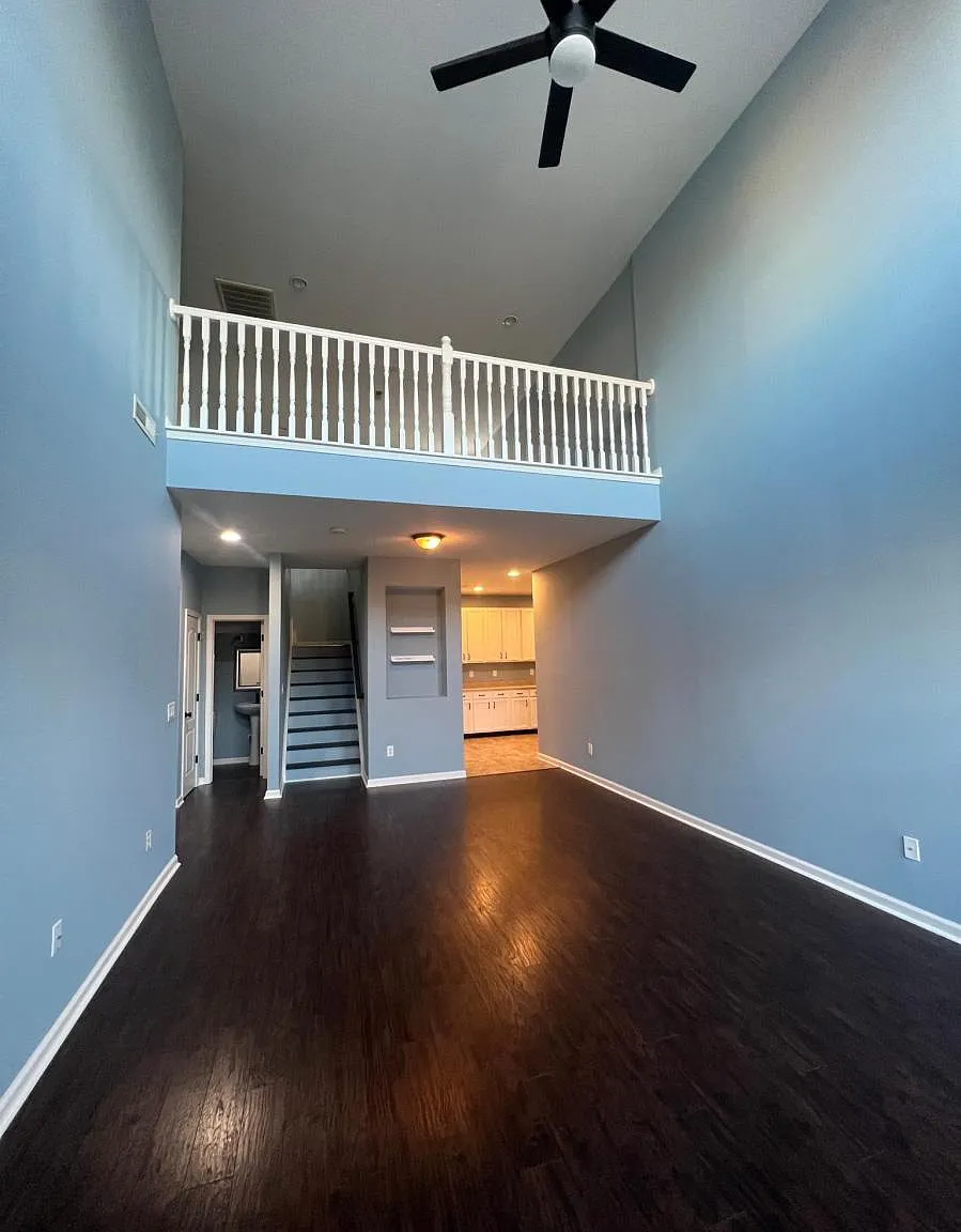 9733 Silver Leaf Dr — Photo 2