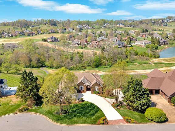 2nd image of 254 Lakeridge Dr