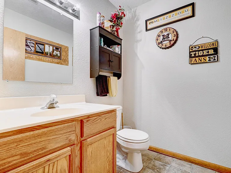 3410 Zinnia Dr — Photo 7