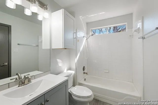 9014 Gill Brg — Photo 26