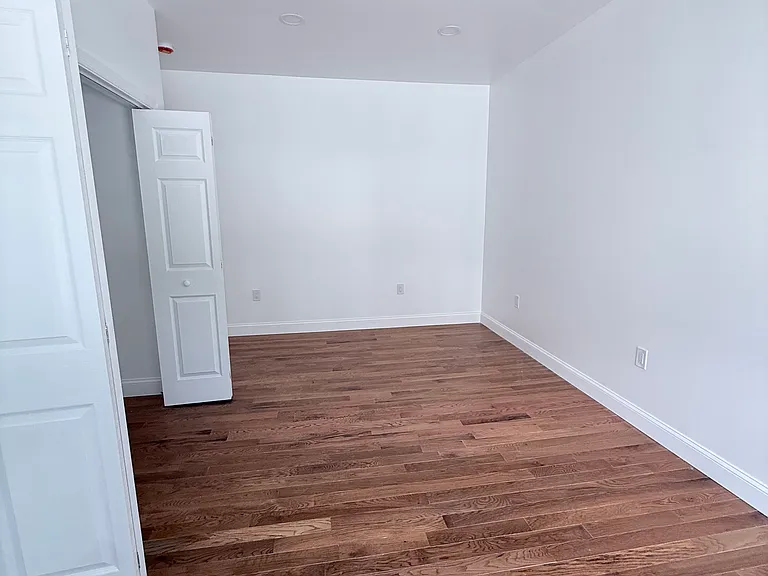 41 Sampson St #1 — Photo 13