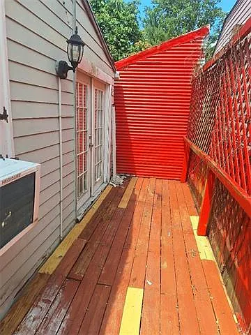 516 Bouny St — Photo 9