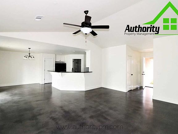 5th image of 1840 Collyer Dr #B