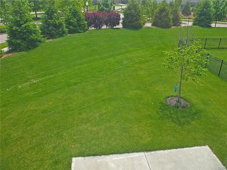 3 Shady Pines Ave — Photo 7