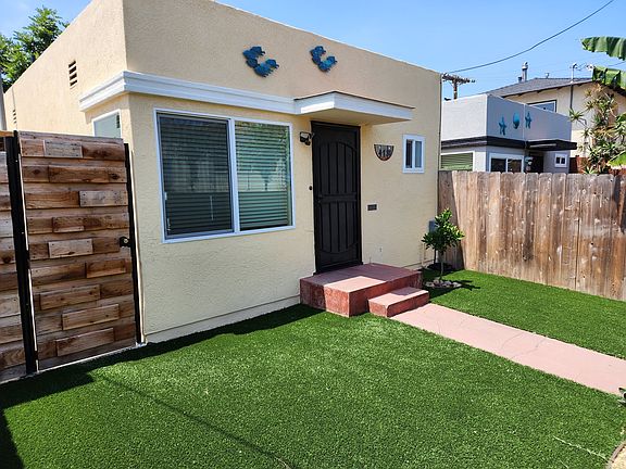 3rd image of 4723-47 Polk Ave #4731