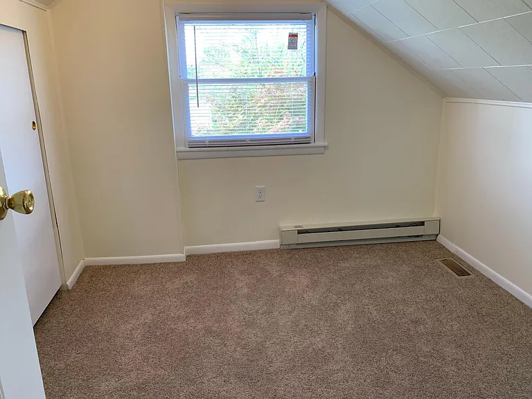 Front bedroom (view from doorway)