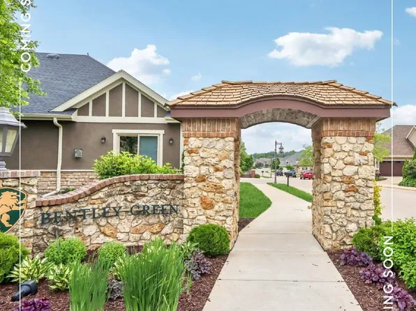 905 Castle Stone Pass, Verona, WI 53593