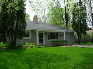 5129 Tomahawk Trl, Madison, WI 53705