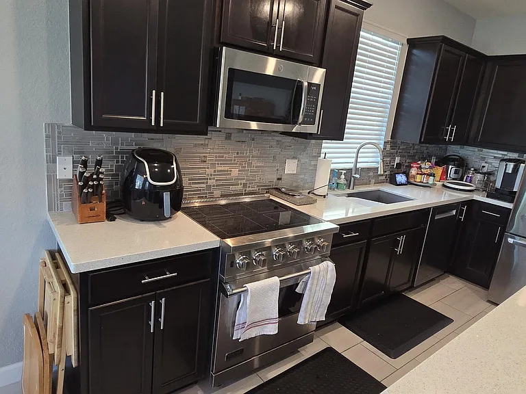 12737 NW Milestone Pl — Photo 7
