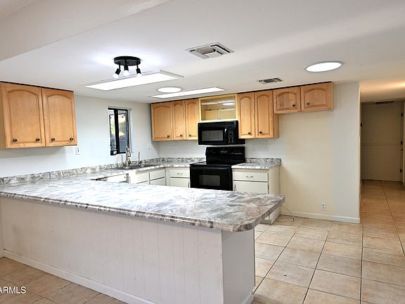 5th image of 5557 S ALAMEDA Road