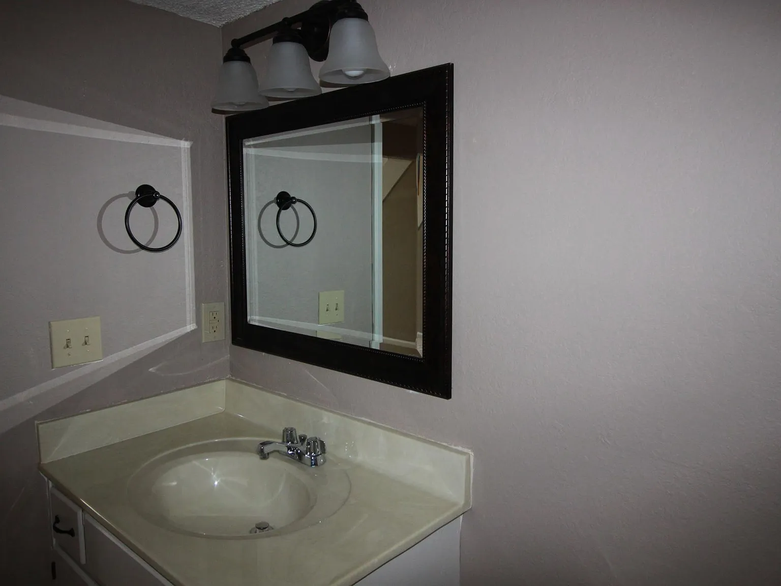 1505 NW Cardiff Dr — Photo 4