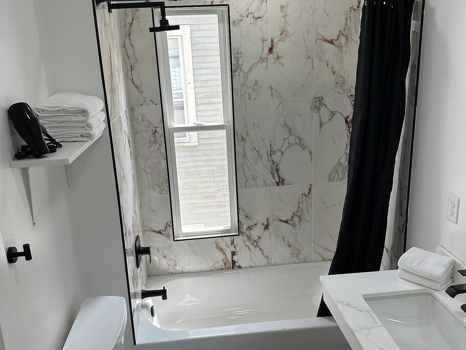 170 Hughes Ave — Photo 2
