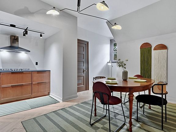 3rd image of 7212 Thomas Blvd Floor 3