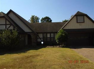 8111 Green Belt Dr, Memphis, TN 38125