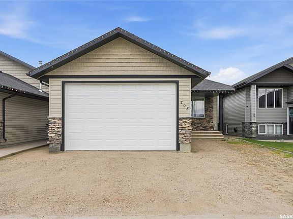 2nd image of 705 Gowan ROAD
