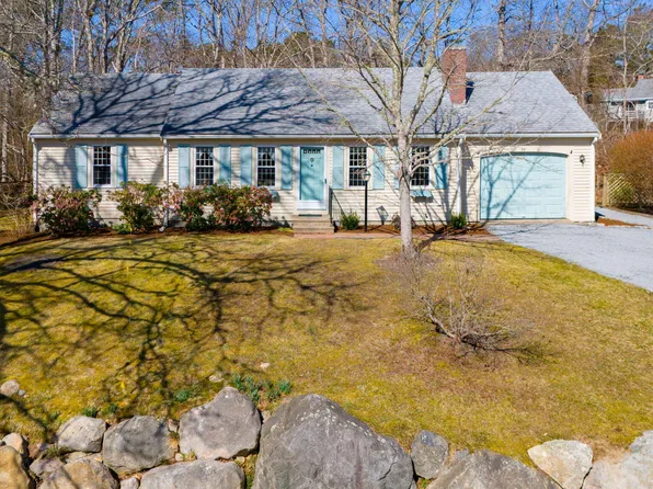 54 Freeboard Lane, Yarmouth Port, MA 02675