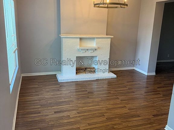 3rd image of 6620 S Drexel Ave #2