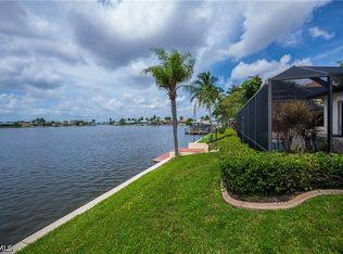 412 Cape Coral Pkwy W, Cape Coral, FL 33914