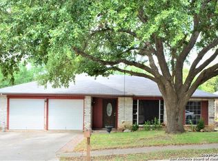 5018 Crestwood Dr, Schertz, TX 78108