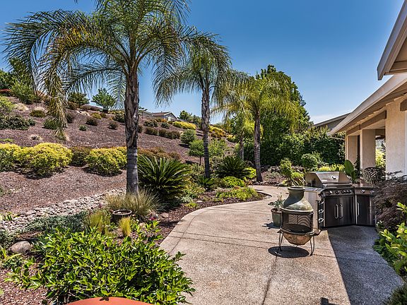 4th image of 2346 Walden View Ln