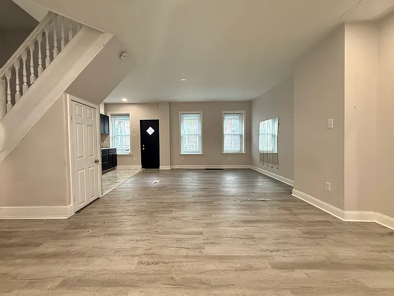 5717 Haverford Ave — Photo 7