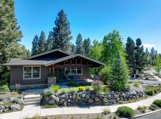19129 Park Commons Dr, Bend, OR 97703