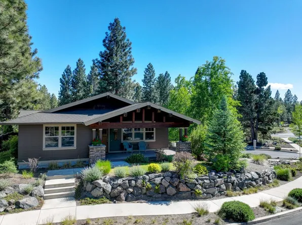 19129 Park Commons Dr, Bend, OR 97703